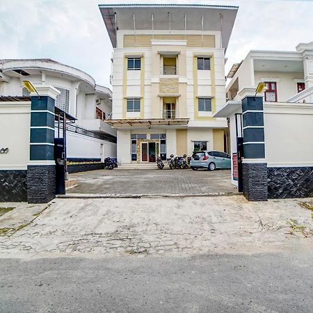 Oyo 91170 Ayahanda Residence Medan Extérieur photo