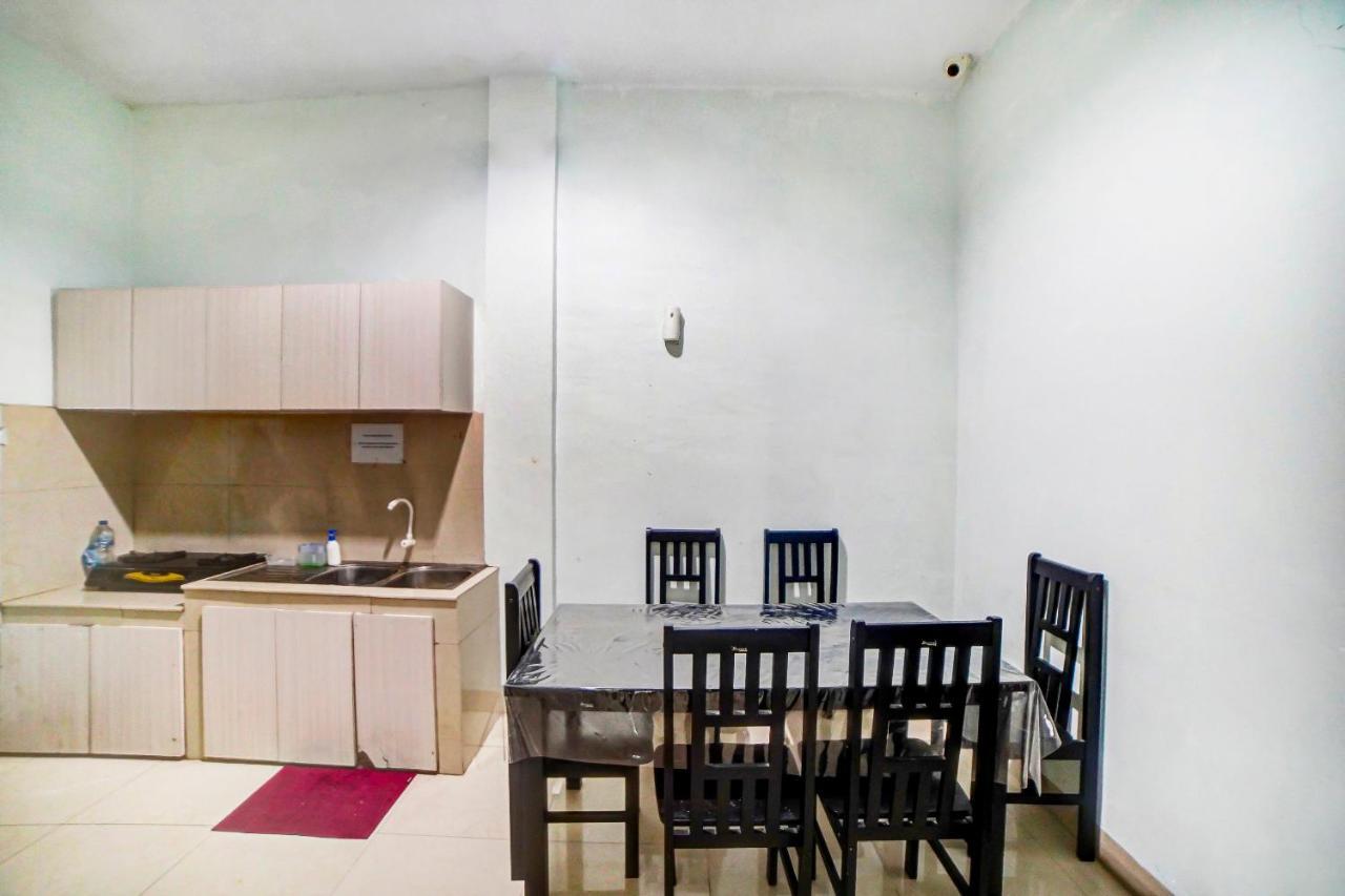 Oyo 91170 Ayahanda Residence Medan Extérieur photo