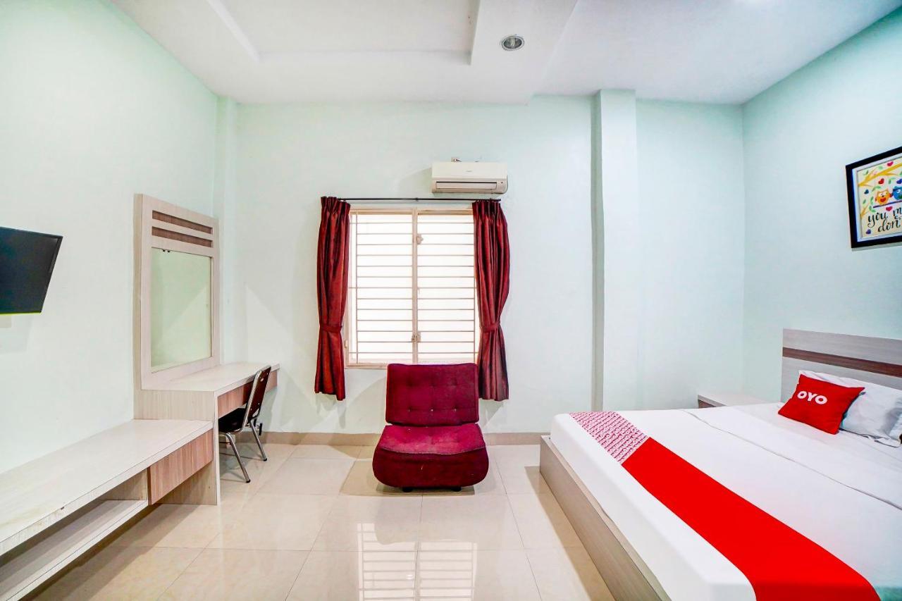 Oyo 91170 Ayahanda Residence Medan Extérieur photo